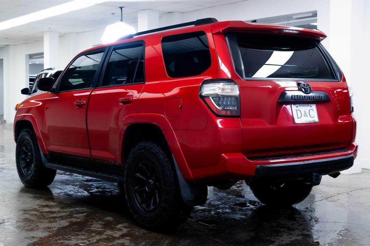 2022 Toyota 4Runner TRD Off-Road