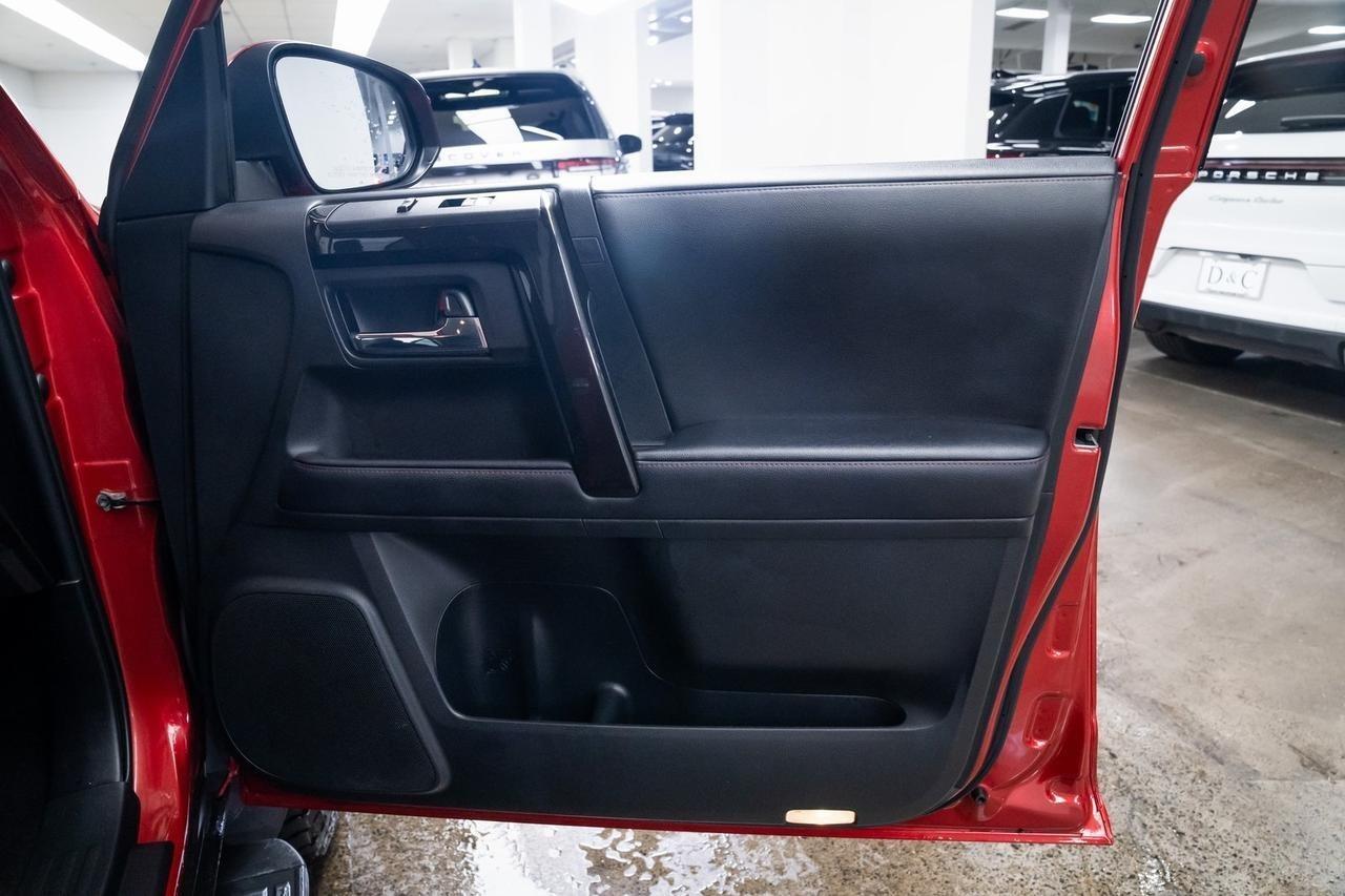 2022 Toyota 4Runner TRD Off-Road