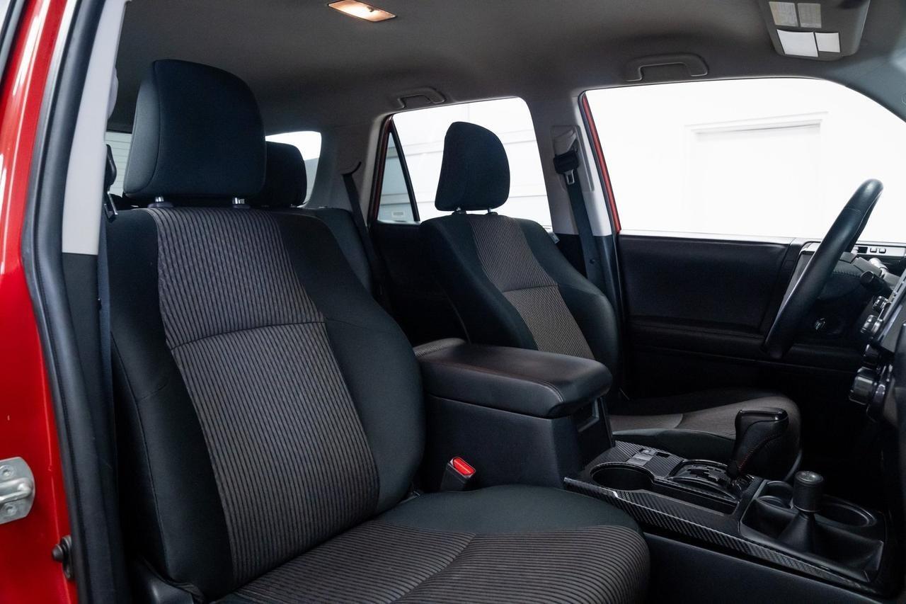 2022 Toyota 4Runner TRD Off-Road