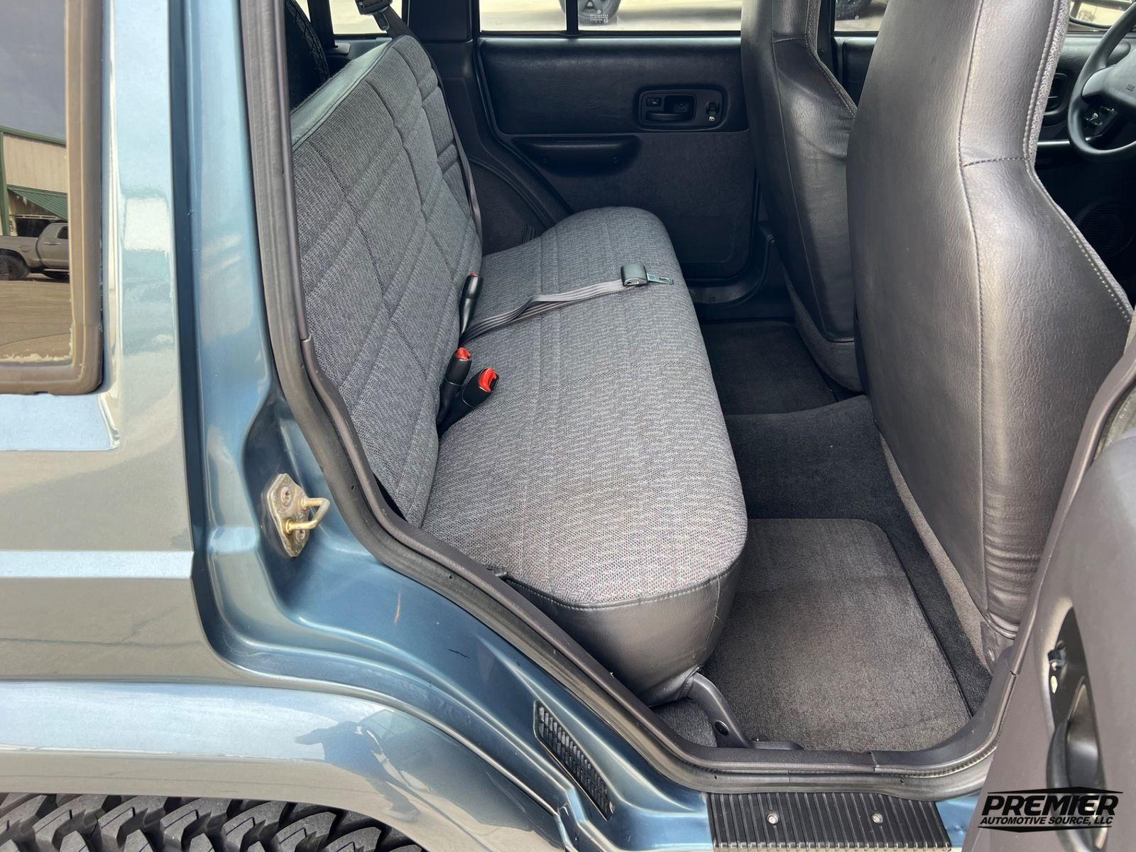 1999 Jeep Cherokee Sport