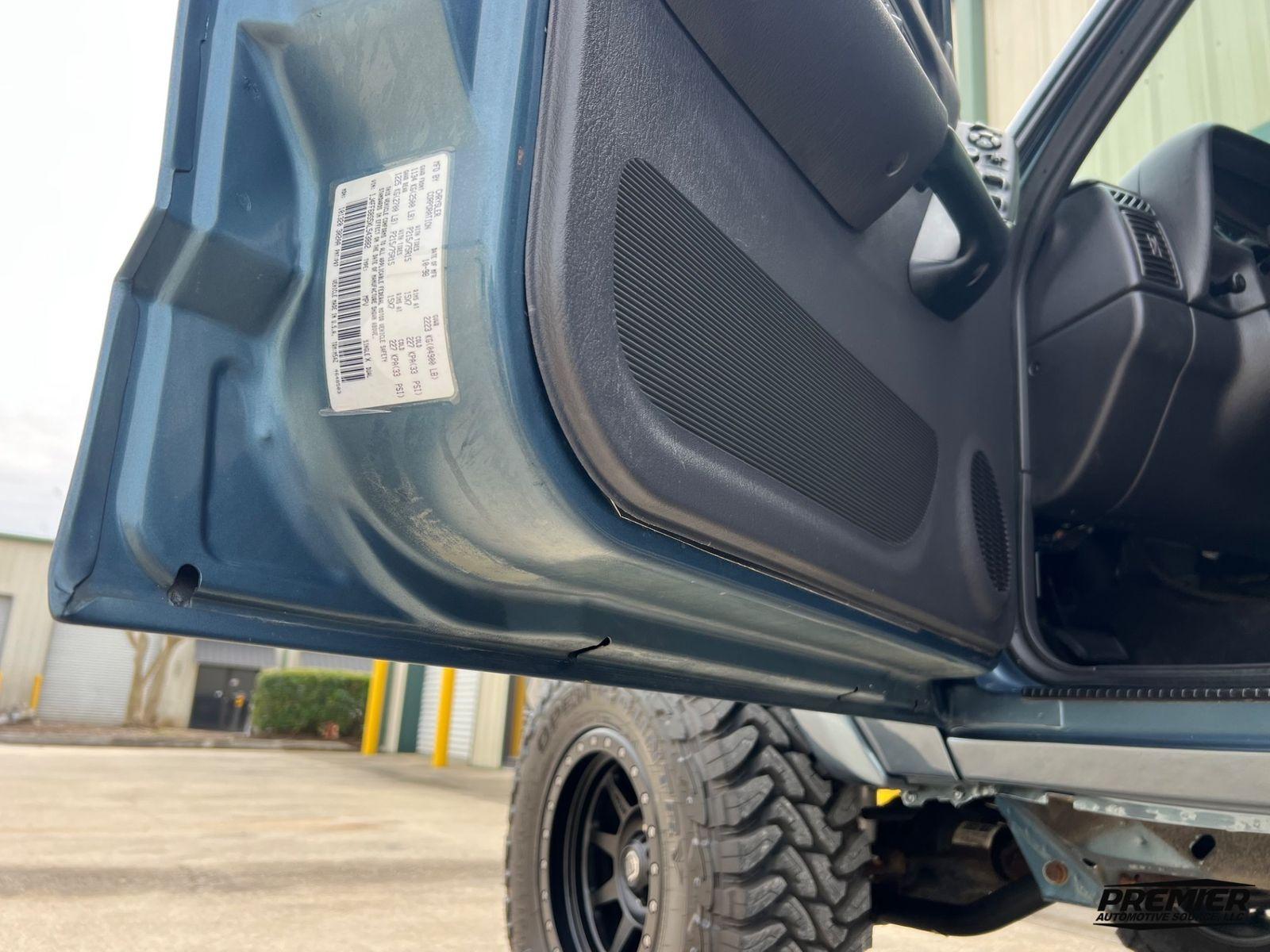 1999 Jeep Cherokee Sport