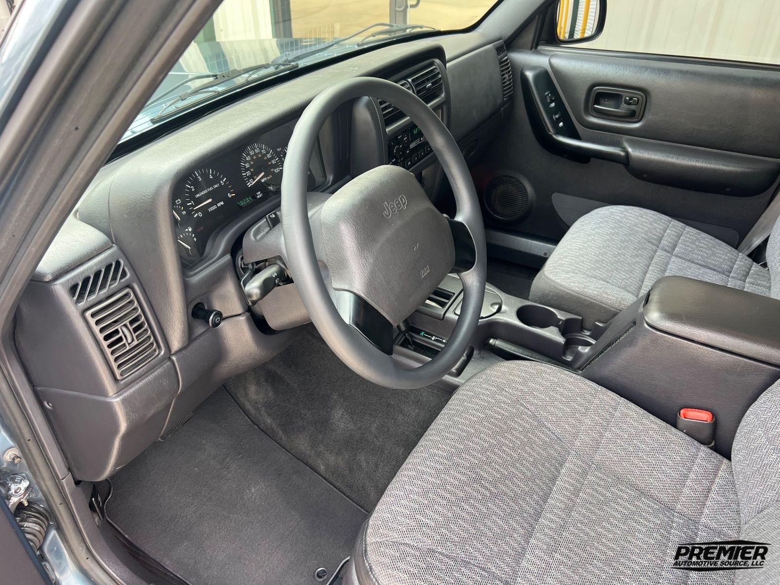 1999 Jeep Cherokee Sport