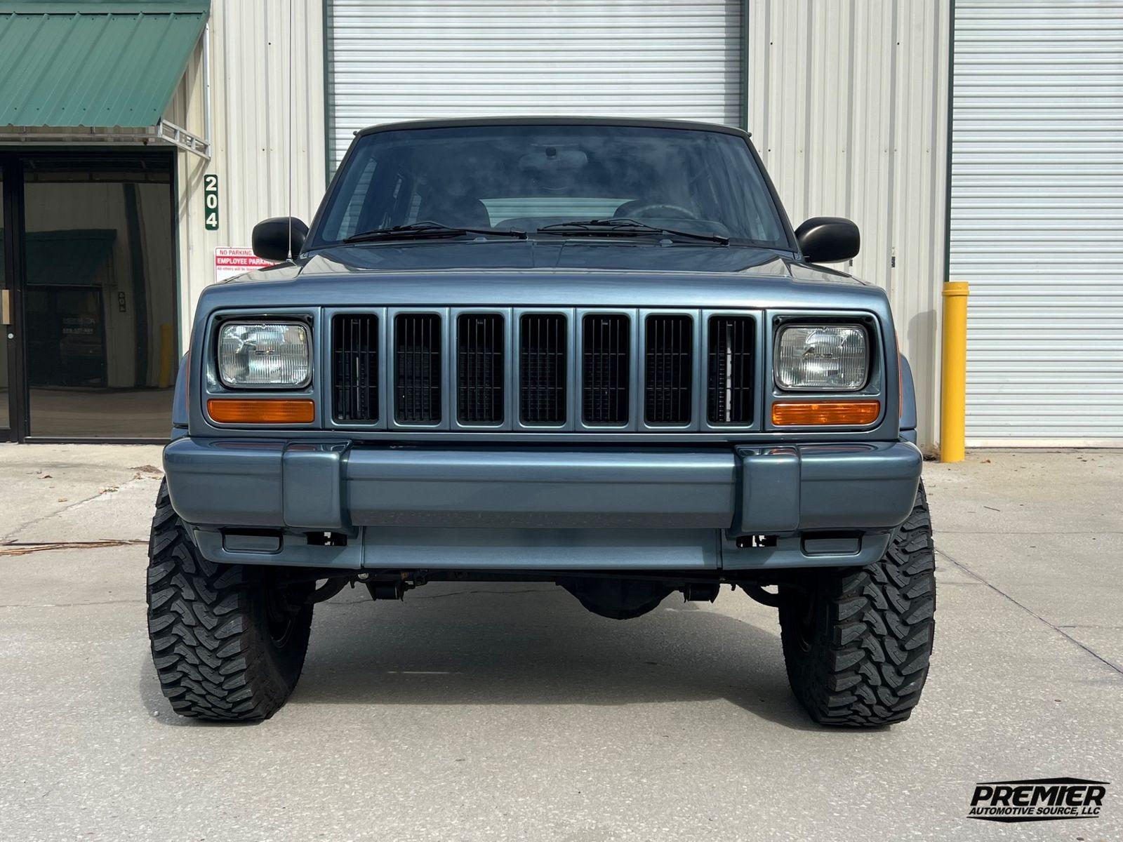 1999 Jeep Cherokee Sport - 3