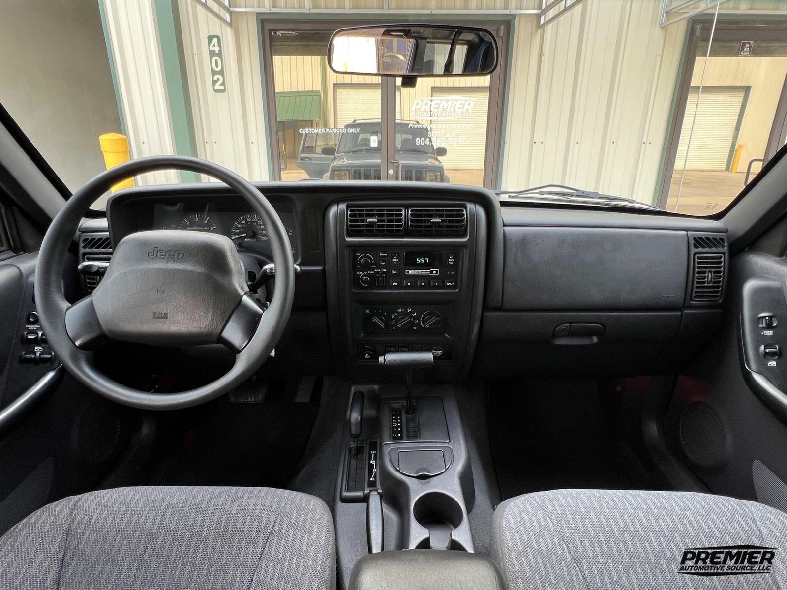 1999 Jeep Cherokee Sport