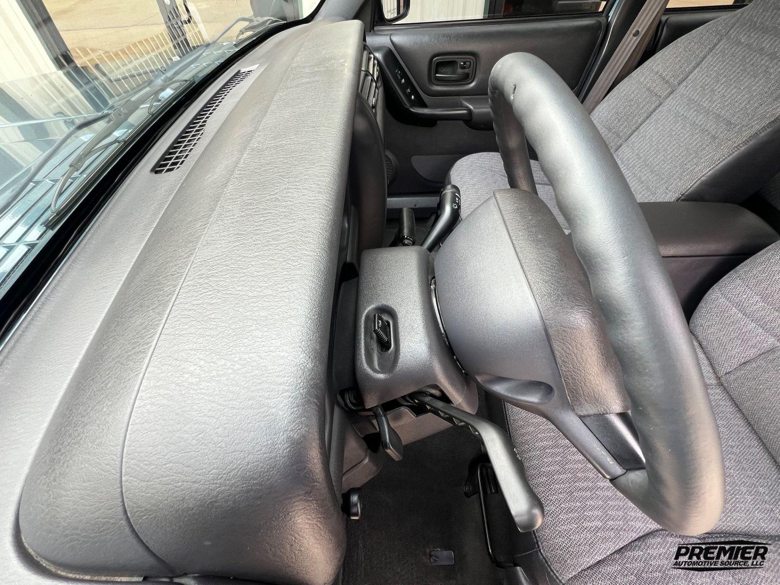 1999 Jeep Cherokee Sport