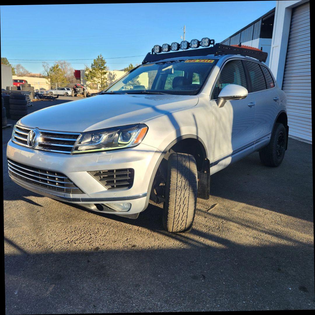 2016 Volkswagen Touareg - 4