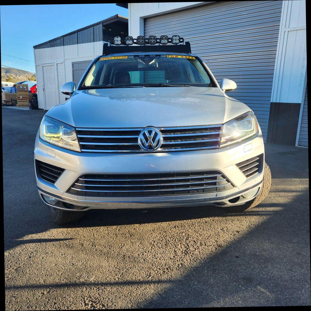 2016 Volkswagen Touareg - 3