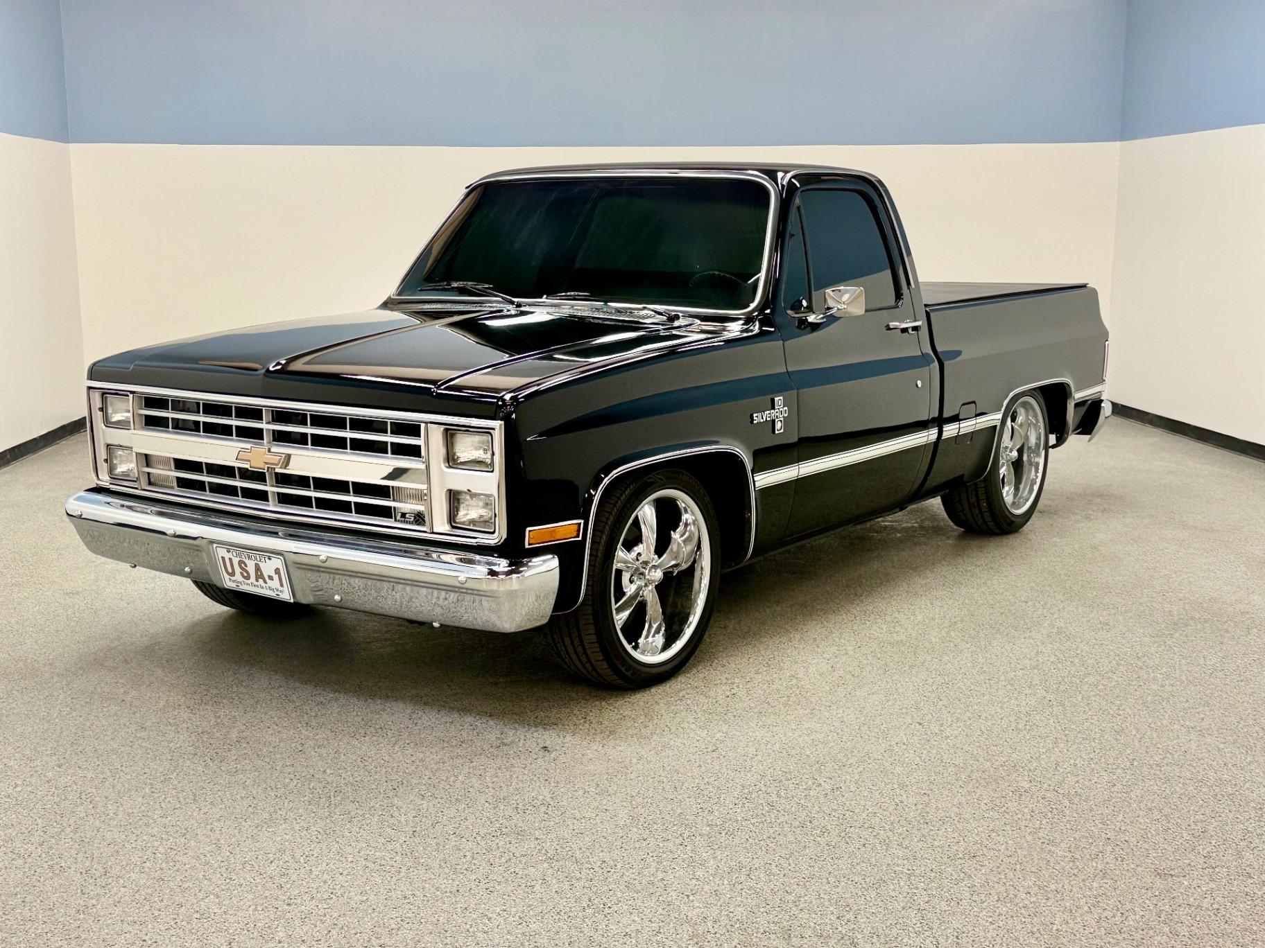 Vortec-Powered 1987 Chevrolet C10-1