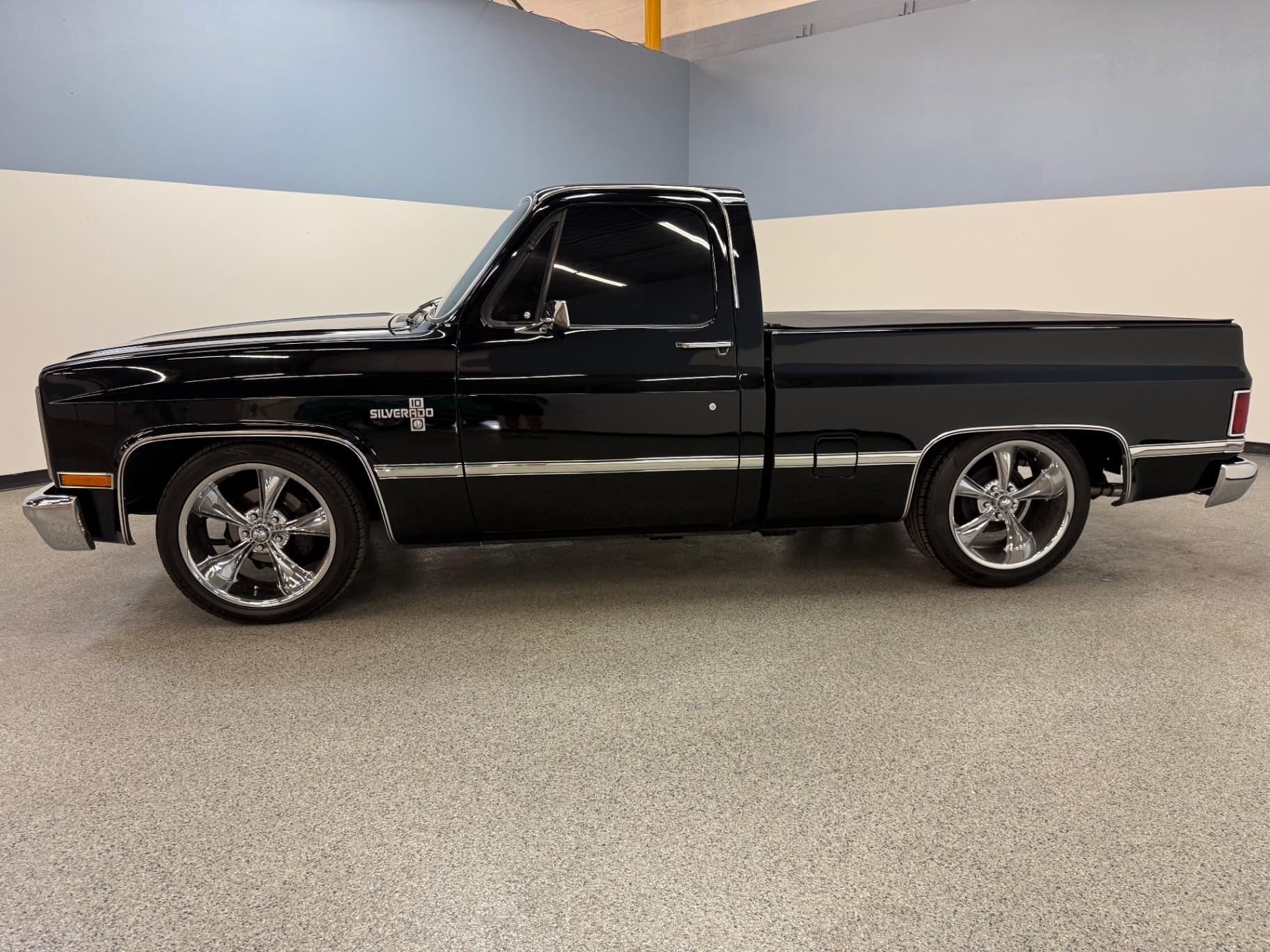 Vortec-Powered 1987 Chevrolet C10 - 5