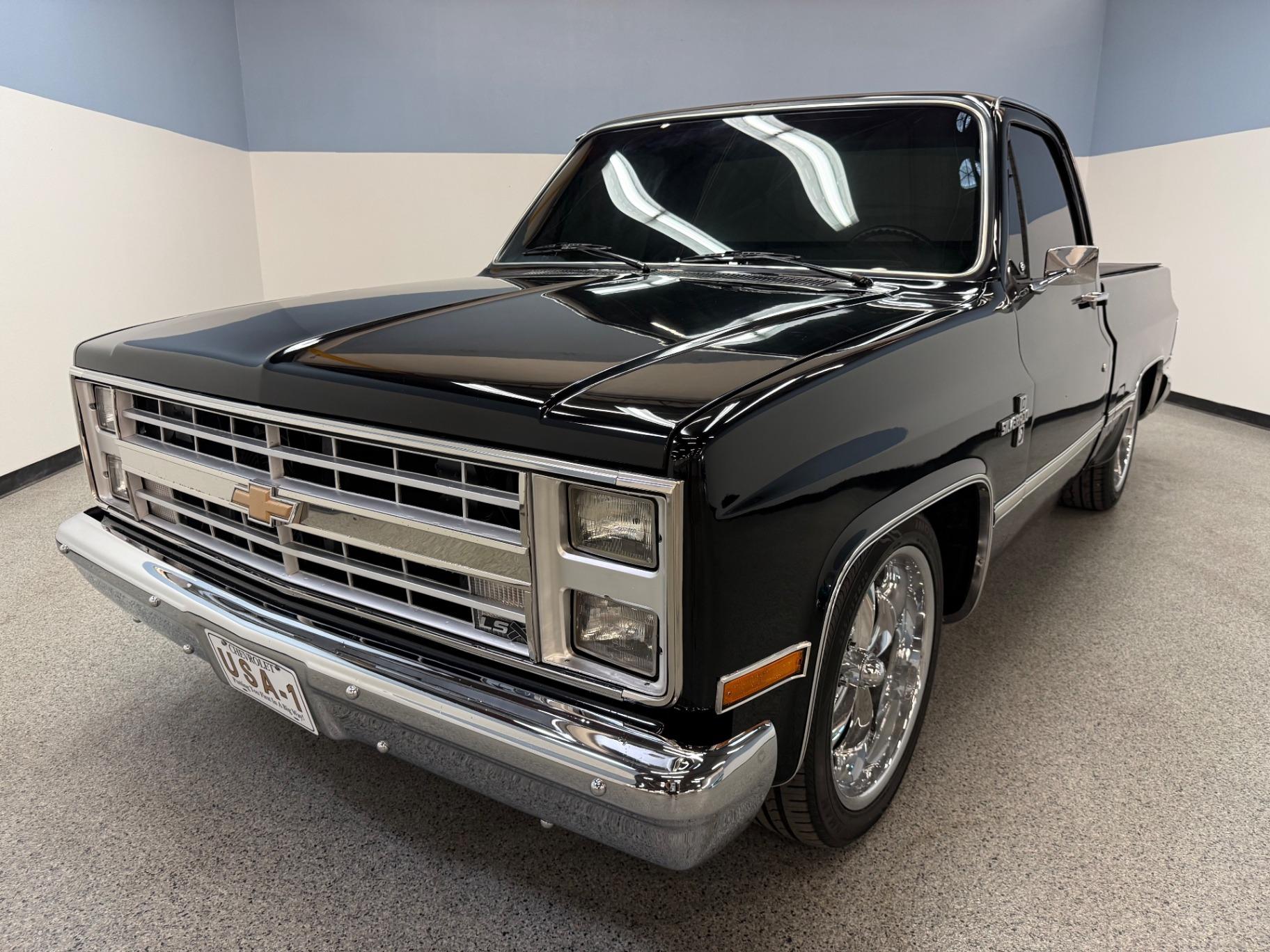 Vortec-Powered 1987 Chevrolet C10 - 4