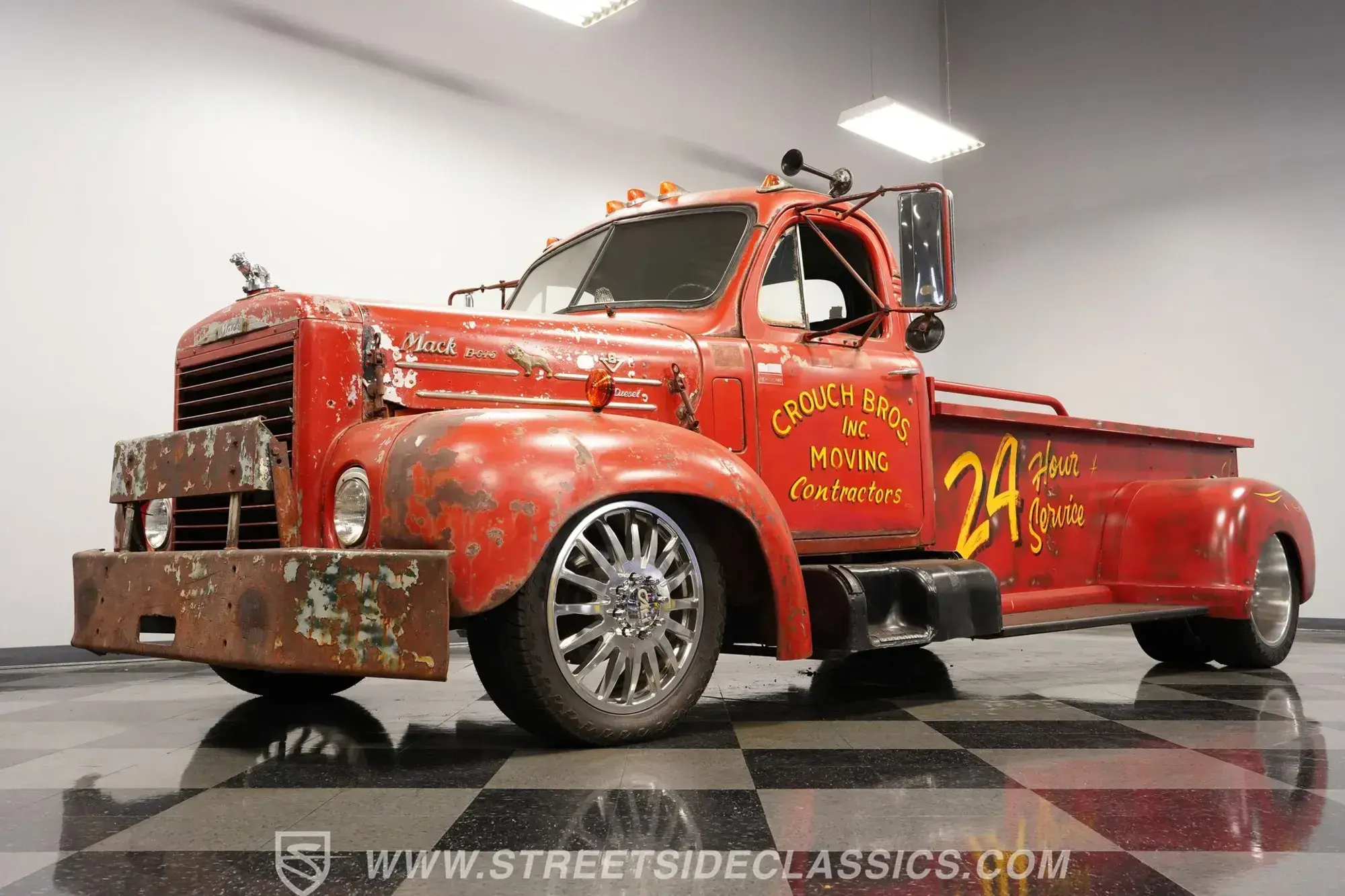 1960 Mack B-Series Replica Dually
