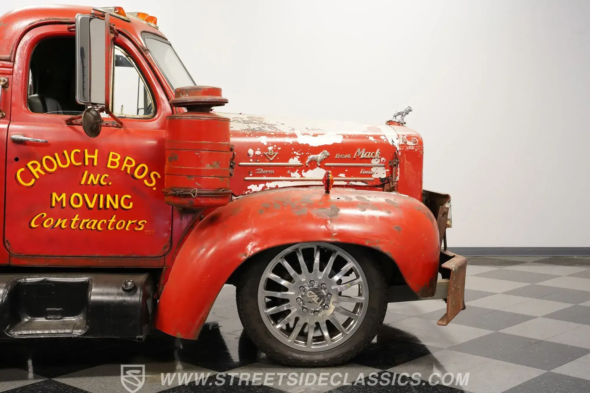 1960 Mack B-Series Replica Dually