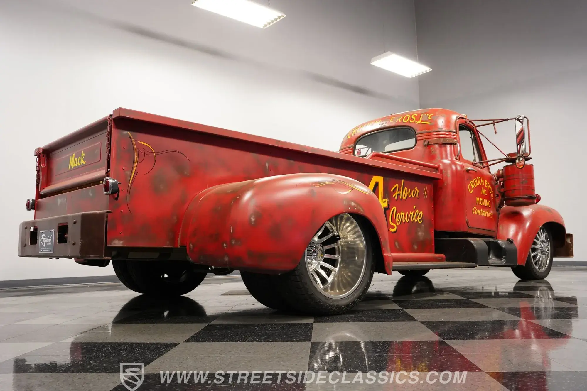 1960 Mack B-Series Replica Dually