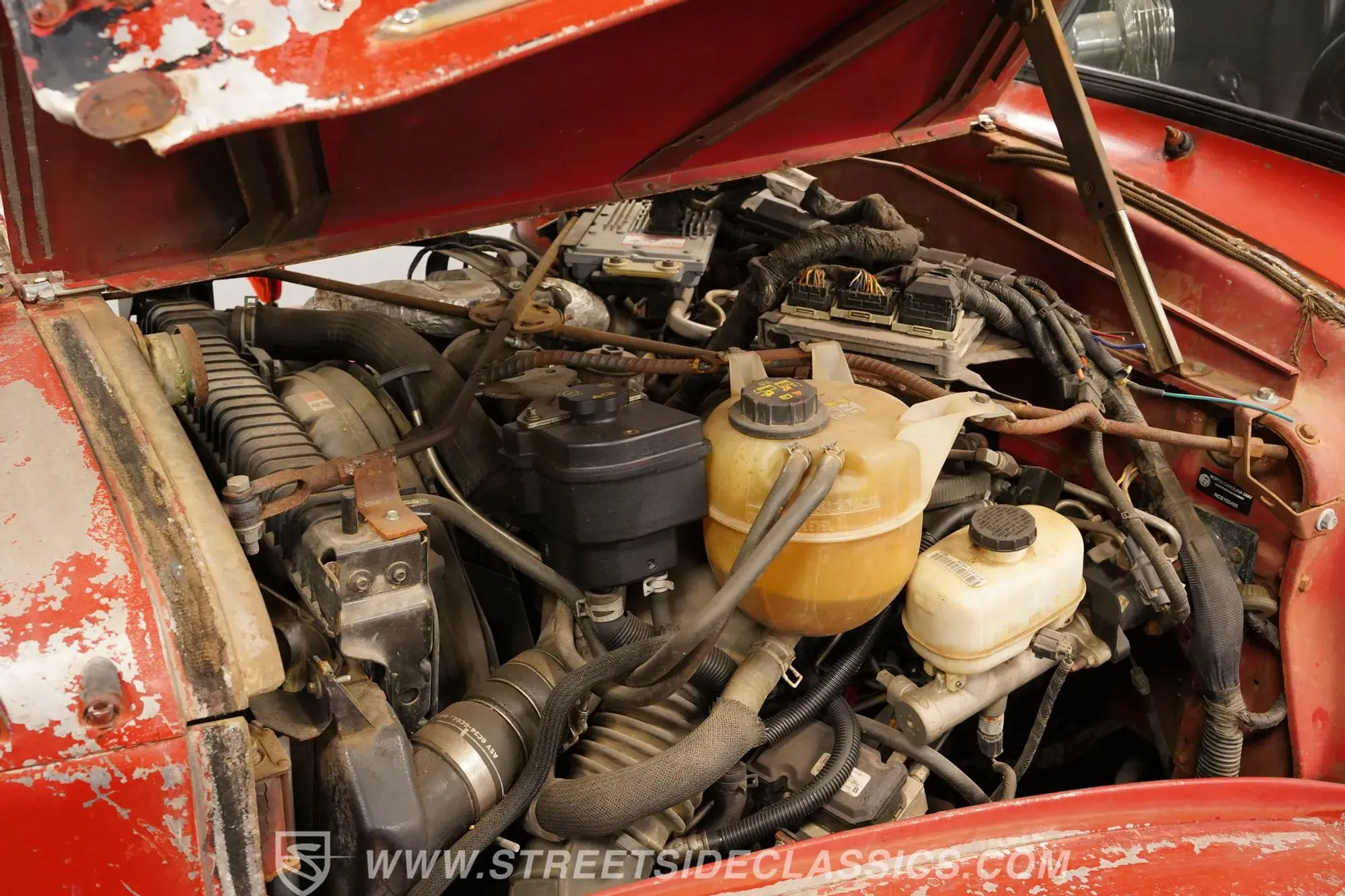 1960 Mack B-Series Replica Dually