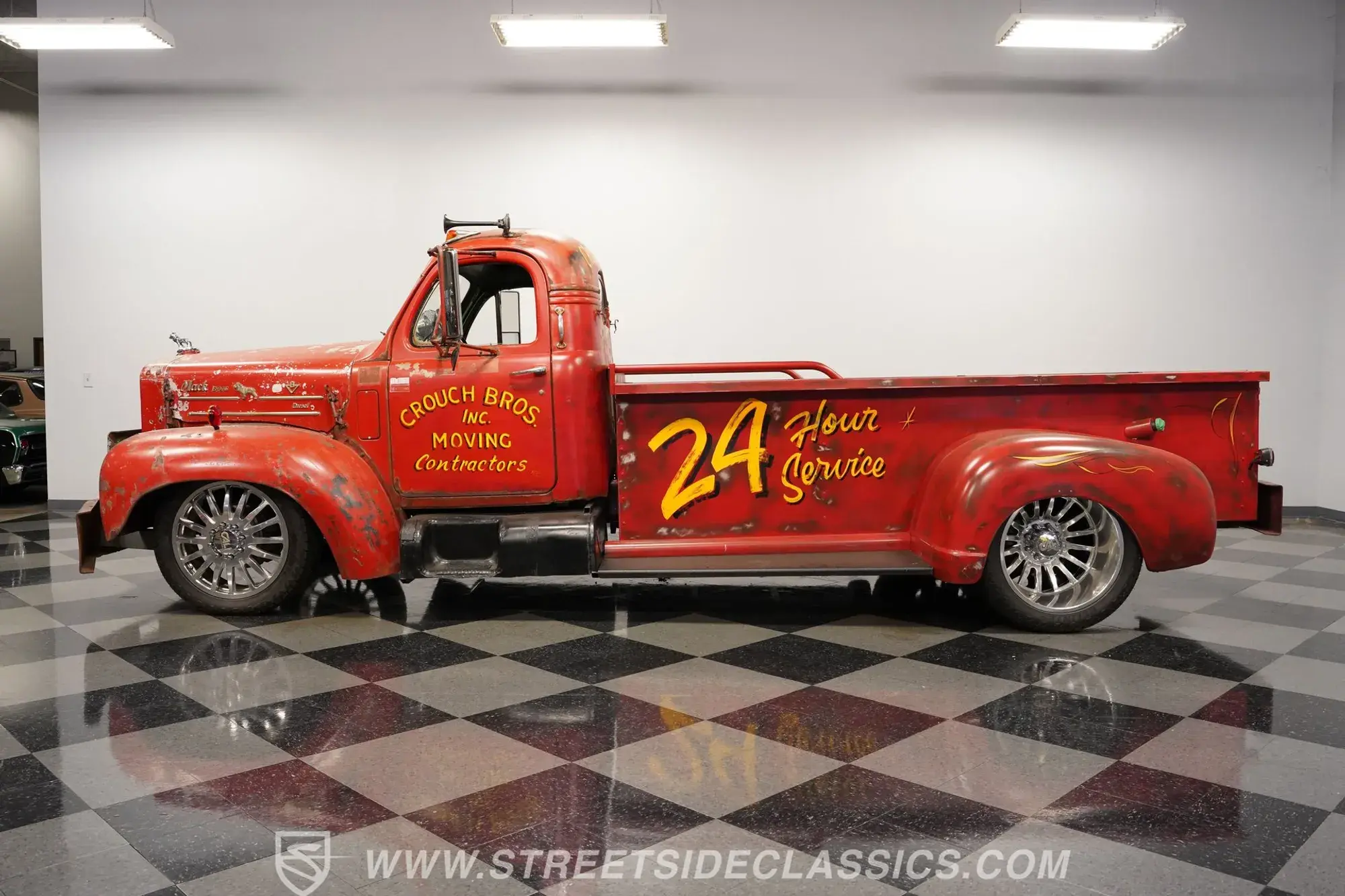 1960 Mack B-Series Replica Dually - 2