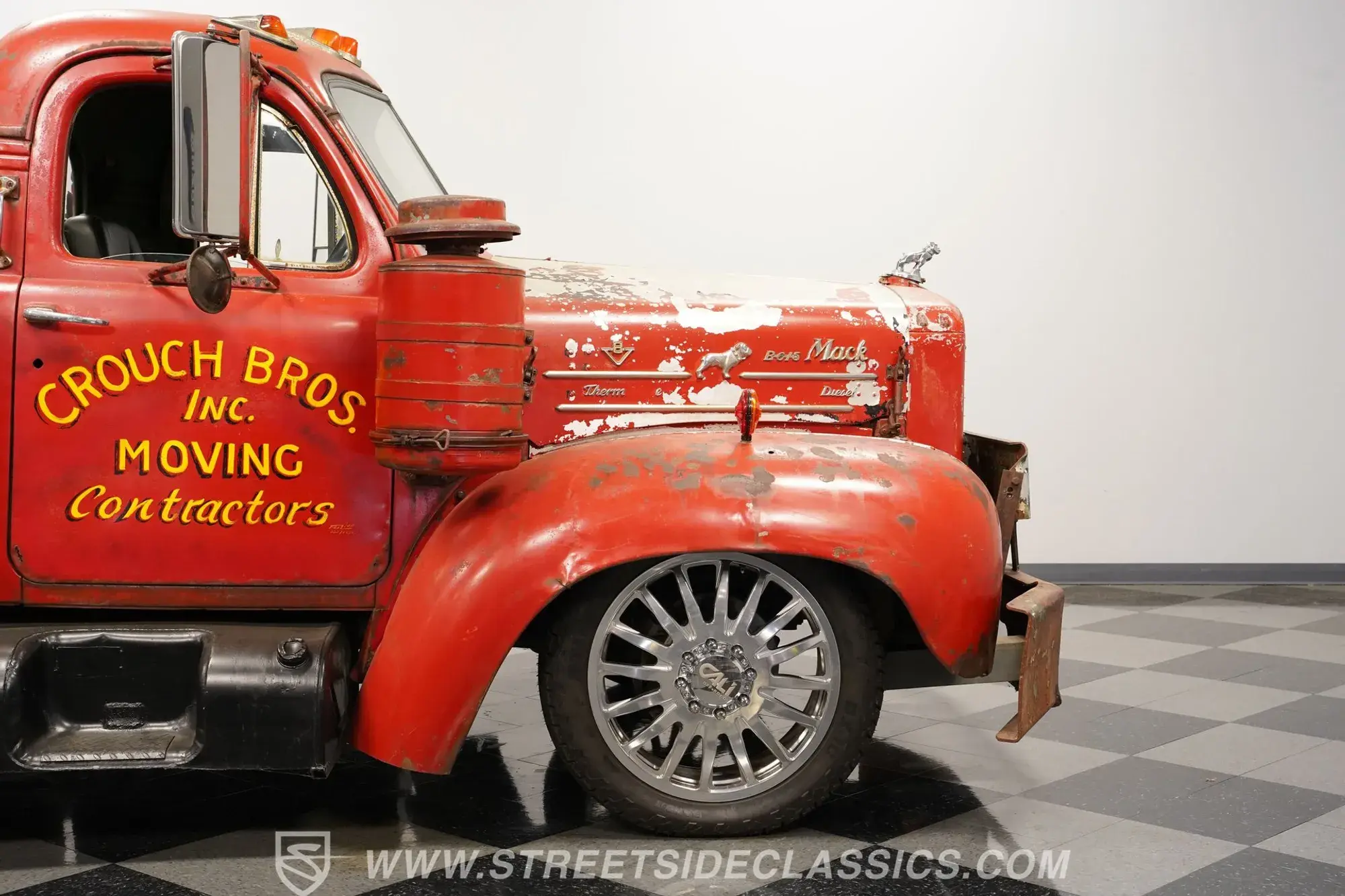 1960 Mack B-Series Replica Dually