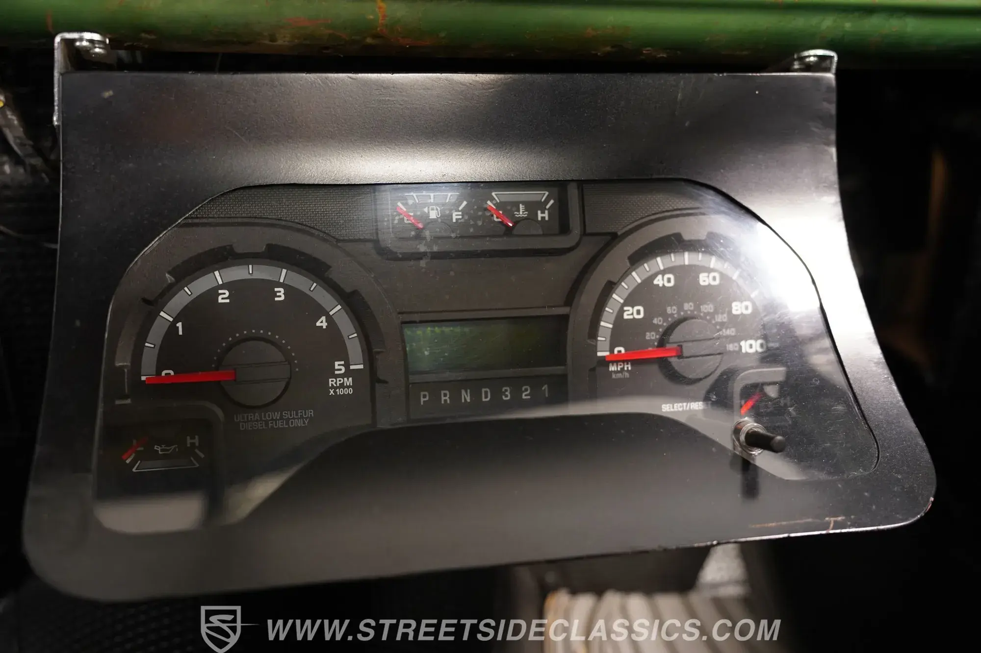 1960 Mack B-Series Replica Dually