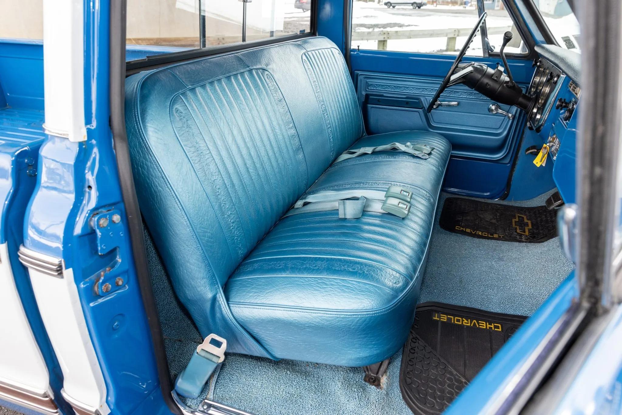 1972 Chevrolet C10 Cheyenne - 4