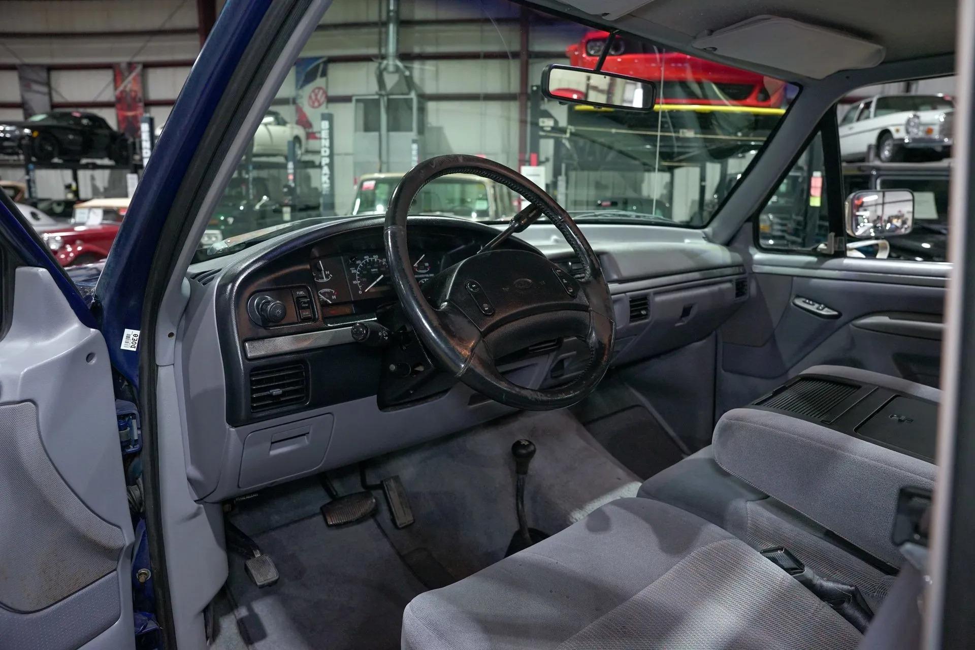 1995 Ford F-350 XLT - 5