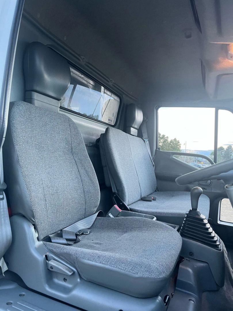 1996 Mitsubishi Canter Camper