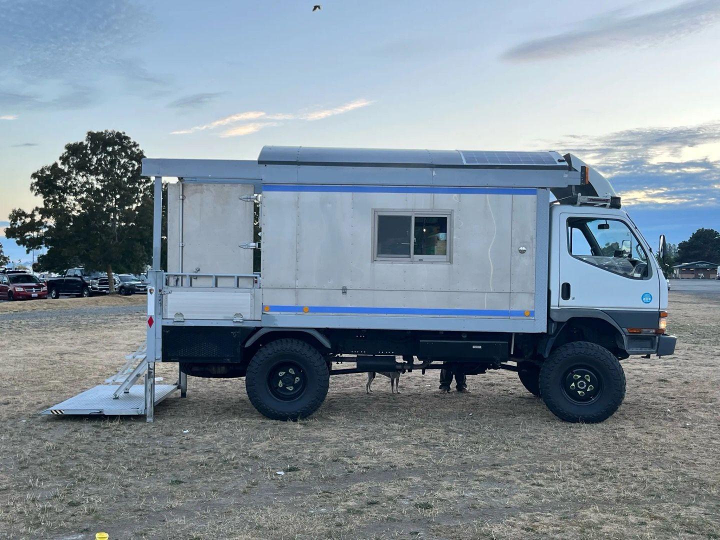 1996 Mitsubishi Canter Camper - 2
