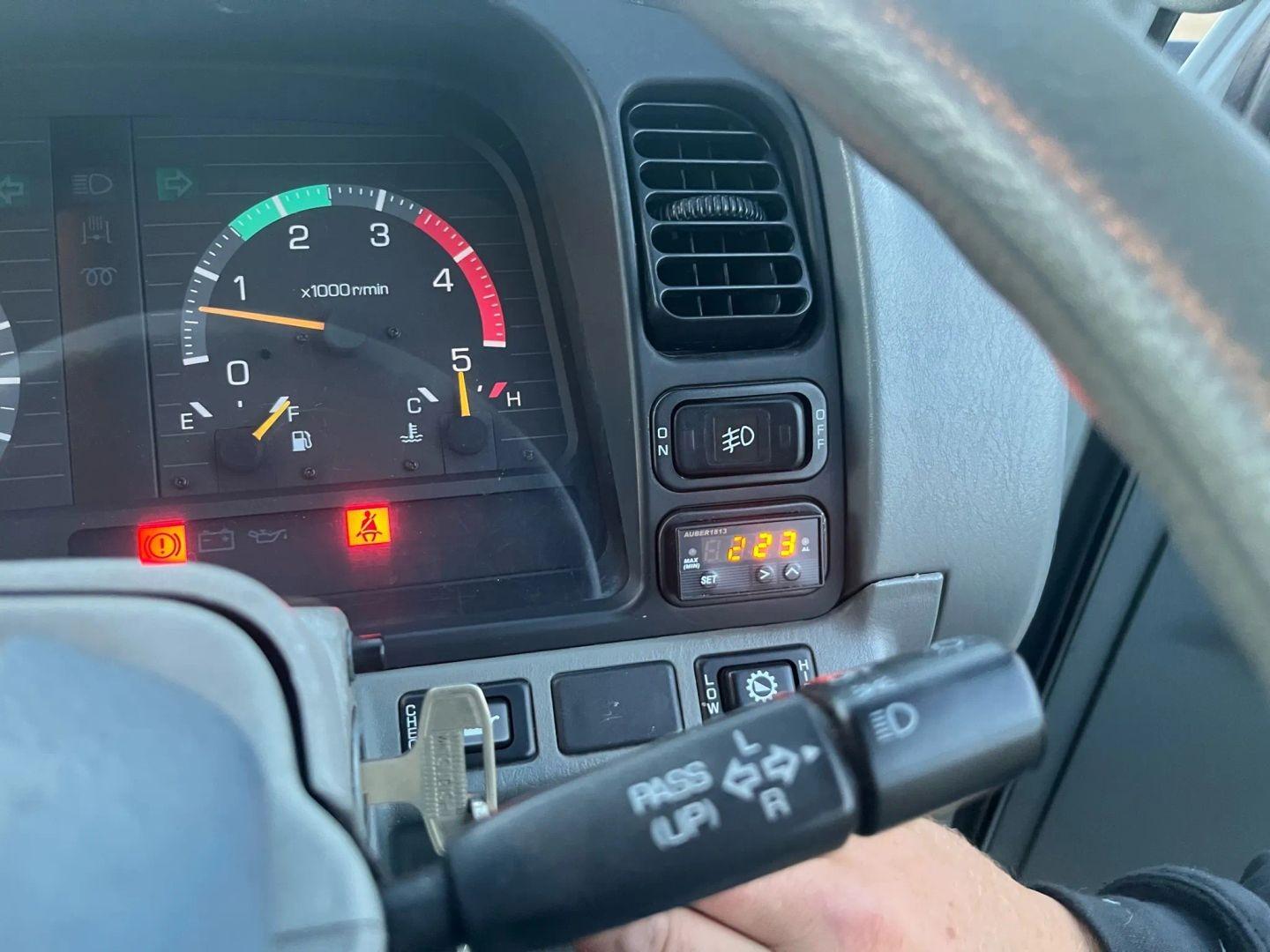 1996 Mitsubishi Canter Camper