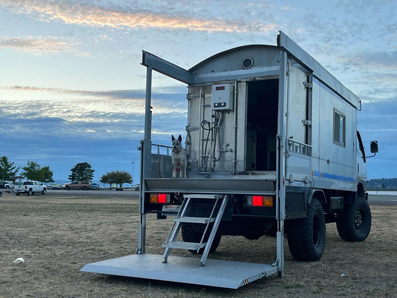 1996 Mitsubishi Canter Camper - 5