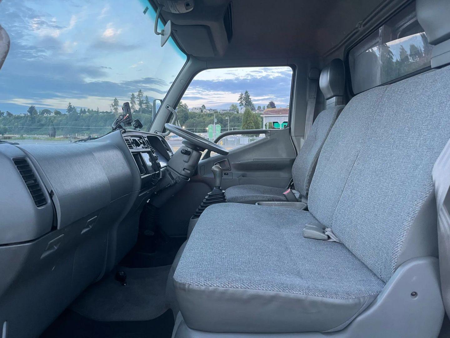 1996 Mitsubishi Canter Camper