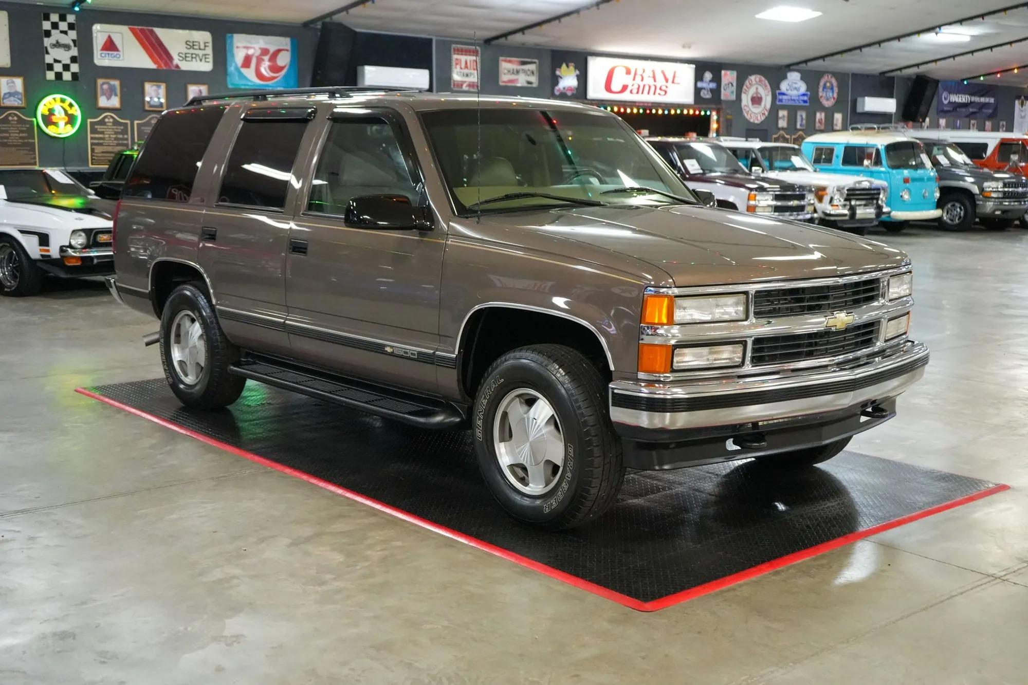 1997 Chevrolet Tahoe 4×4 - 5
