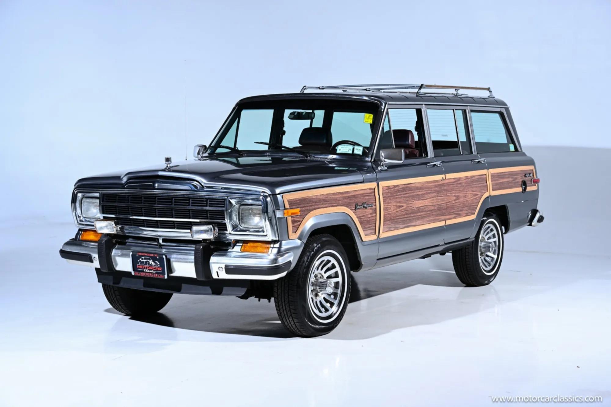  Jeep Grand Wagoneer
