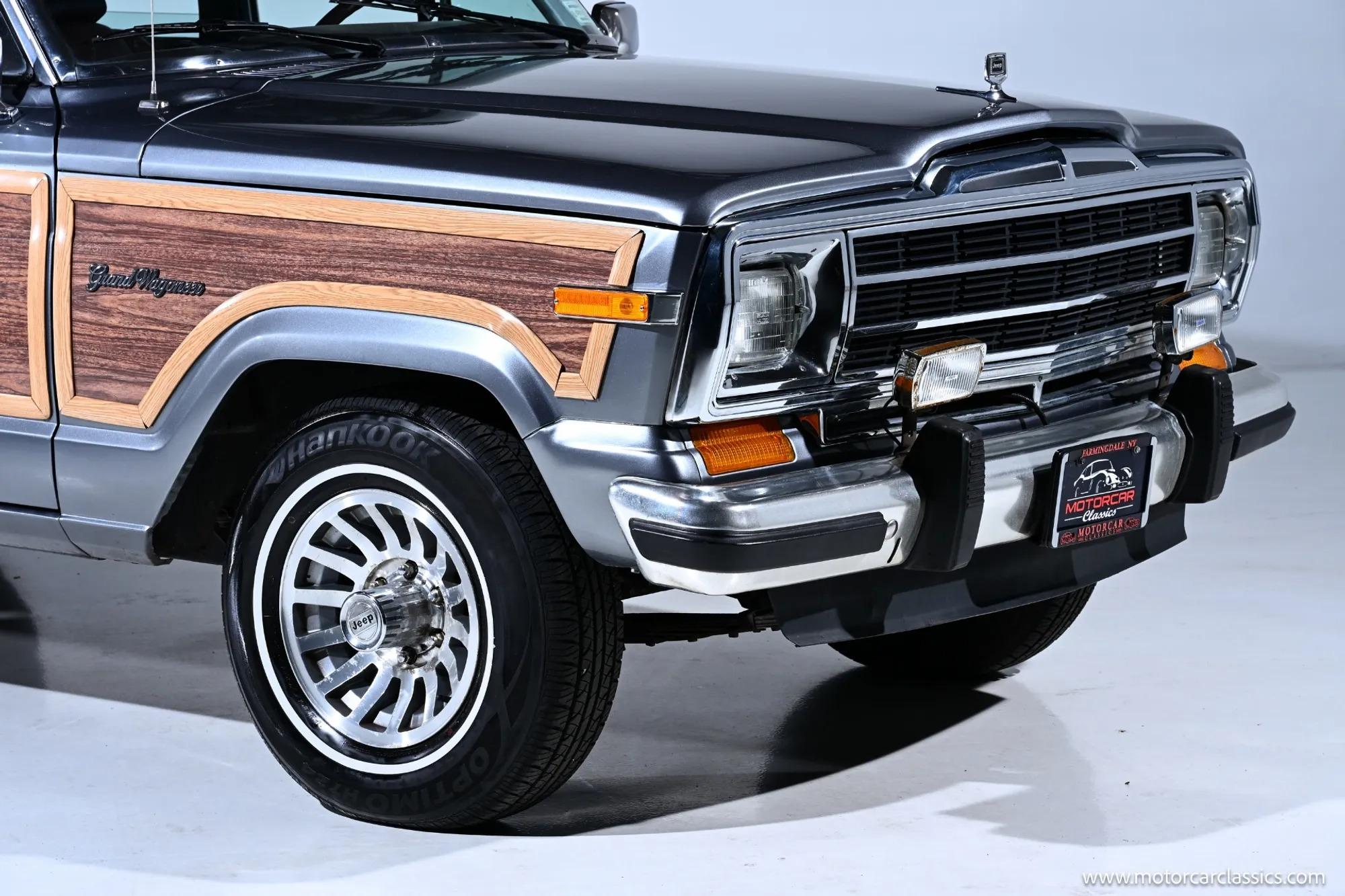 1991 Jeep Grand Wagoneer