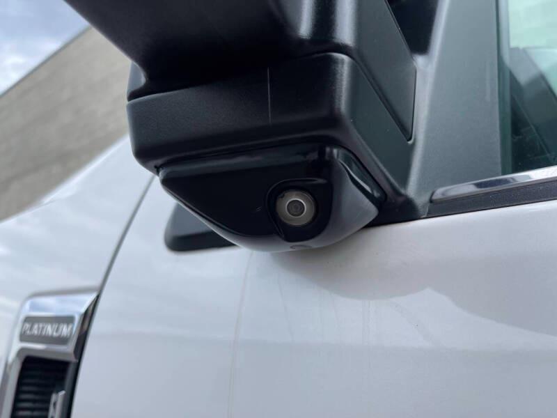 2017 Ford F-350 Super Duty Platinum - 5