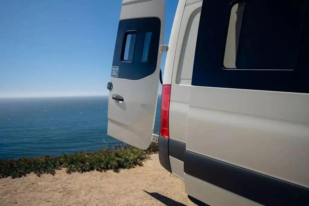 2021 Mercedes-Benz Sprinter 2500 Camper