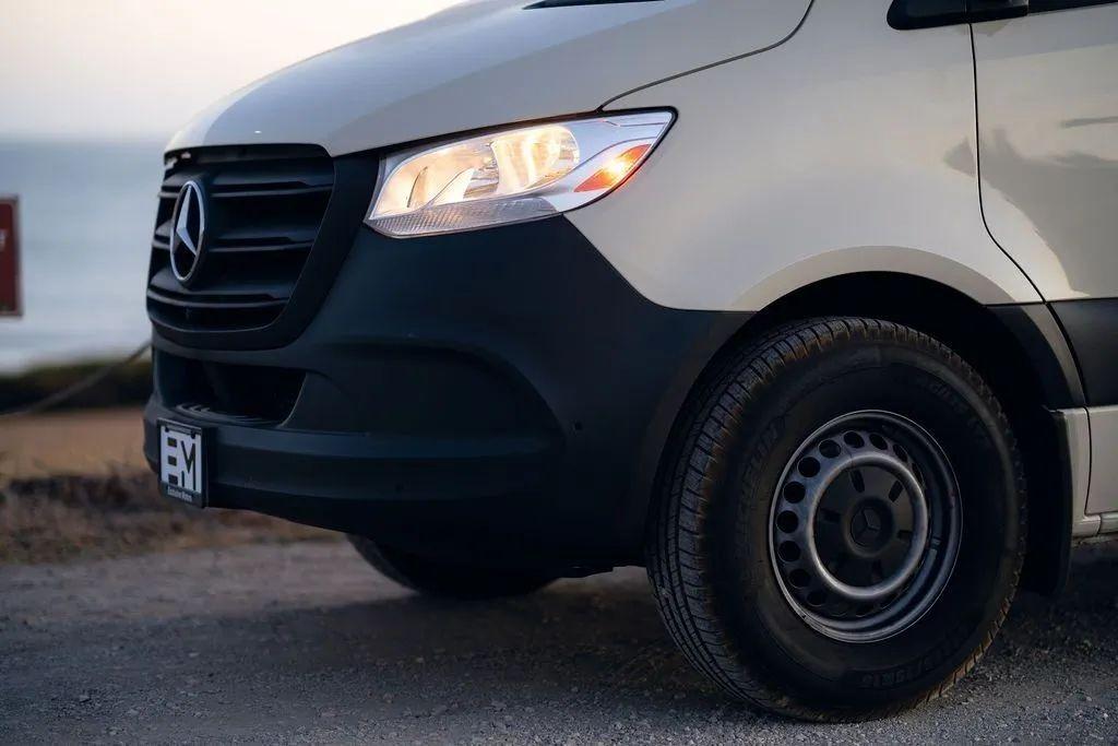 2021 Mercedes-Benz Sprinter 2500 Camper