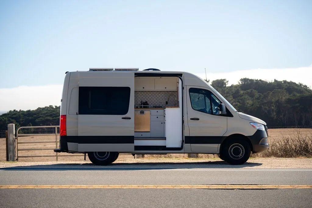  Mercedes-Benz Sprinter