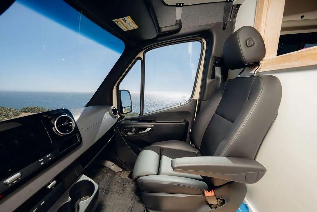 2021 Mercedes-Benz Sprinter 2500 Camper