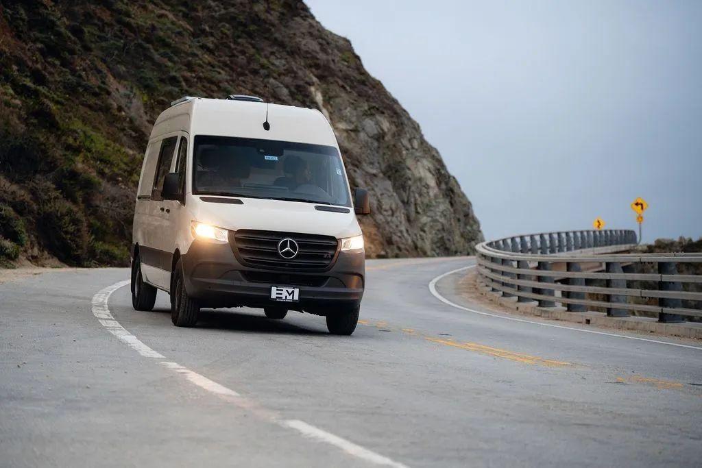 2021 Mercedes-Benz Sprinter 2500 Camper