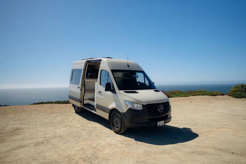 2021 Mercedes-Benz Sprinter 2500 Camper