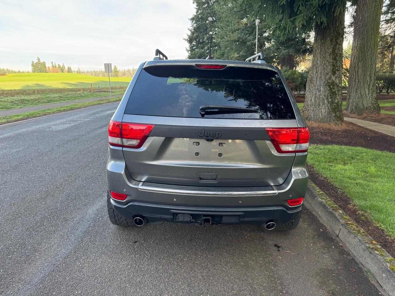 2011 Jeep Grand Cherokee Limited - 4