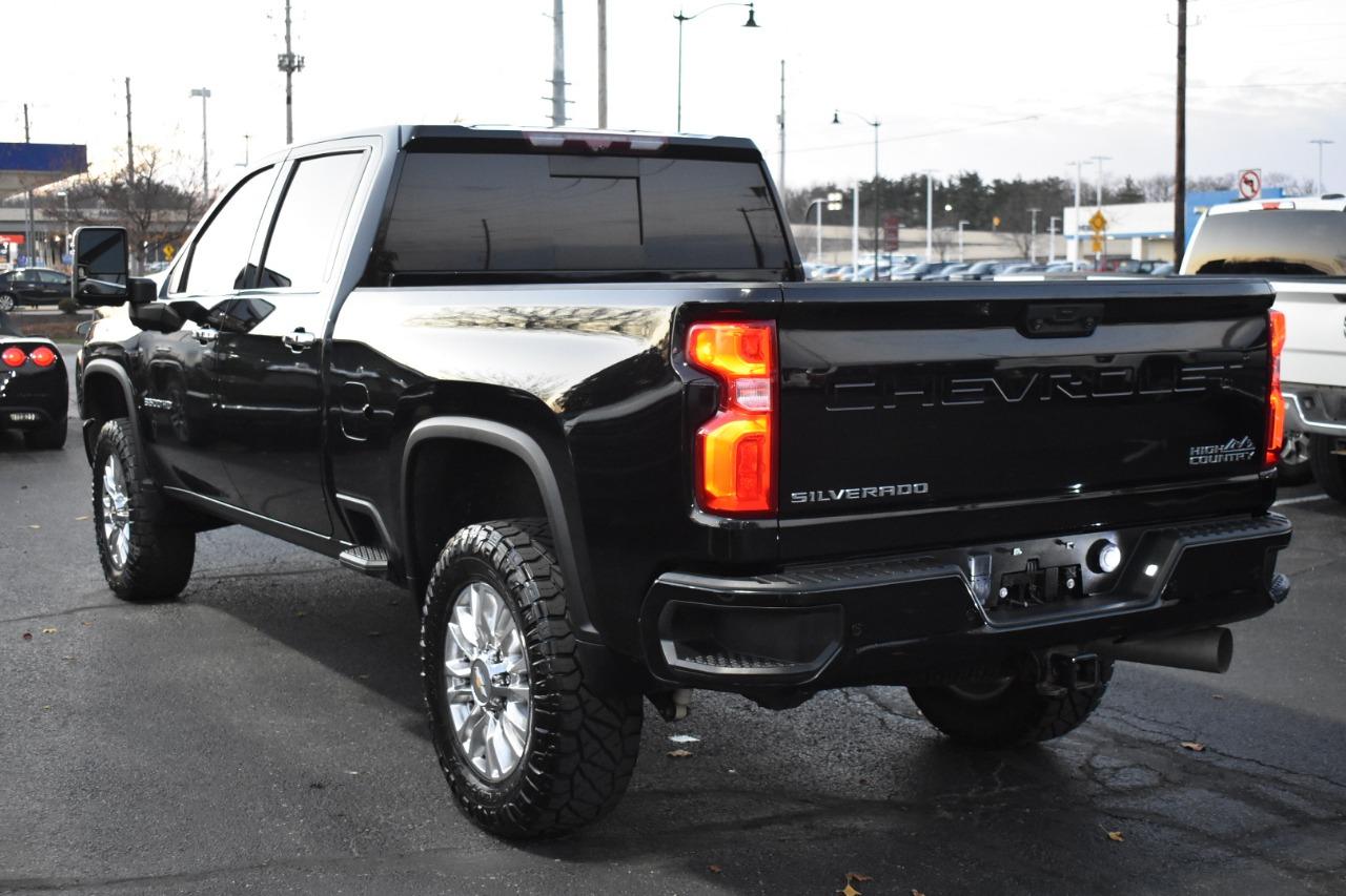 2022 Chevrolet Silverado 3500HD High Country - 4