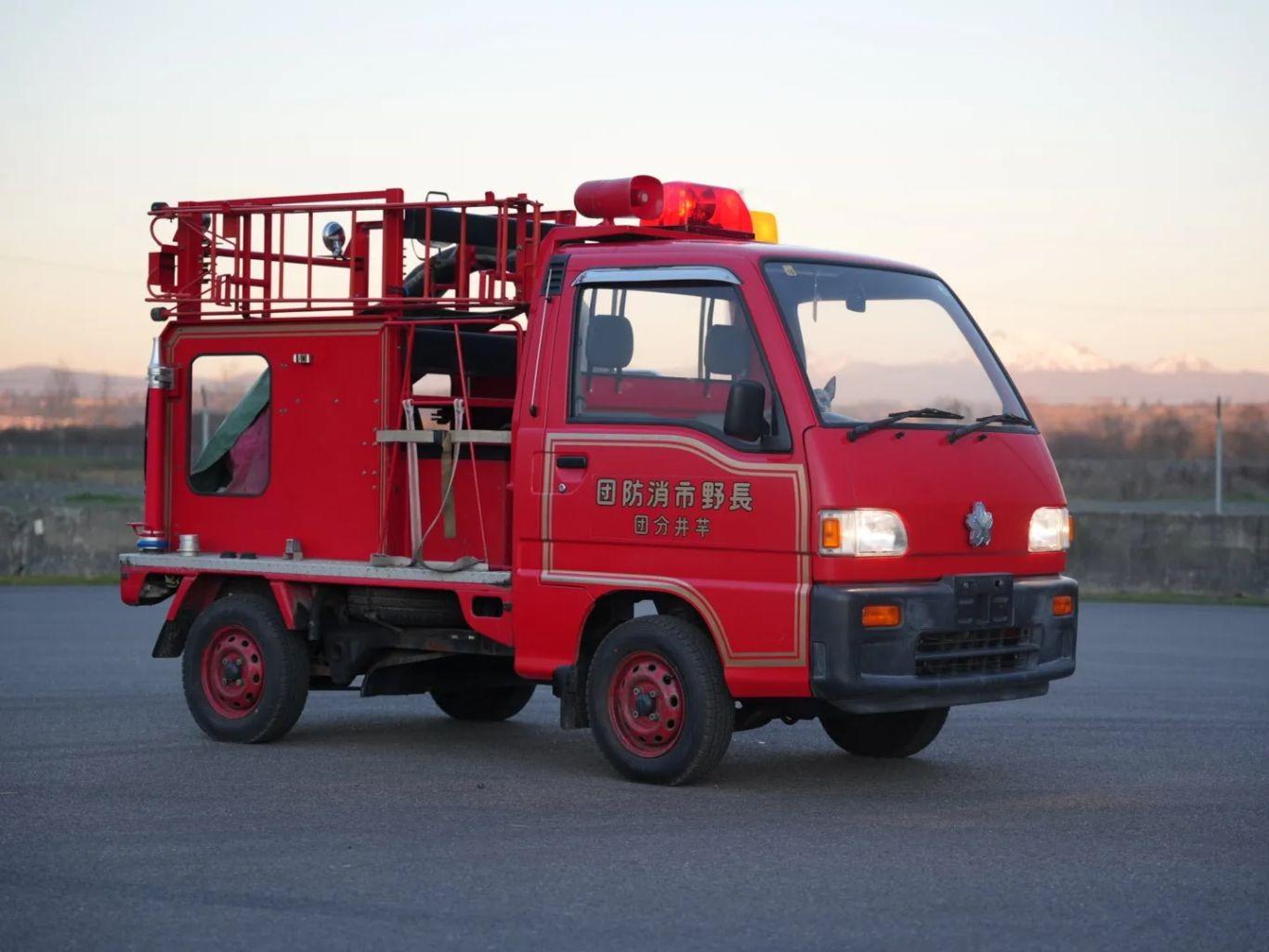 1995 Subaru Sambar Fire Truck