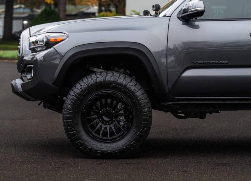 2021 Toyota Tacoma TRD Off-Road - 5
