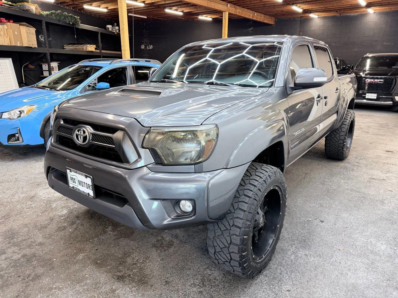 2015 Toyota Tacoma V6 - 2