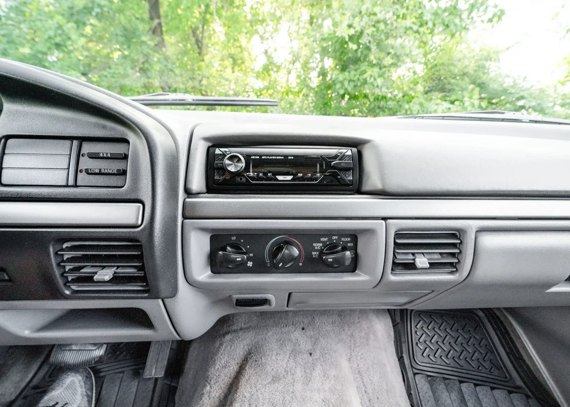 1995 Ford Bronco XLT