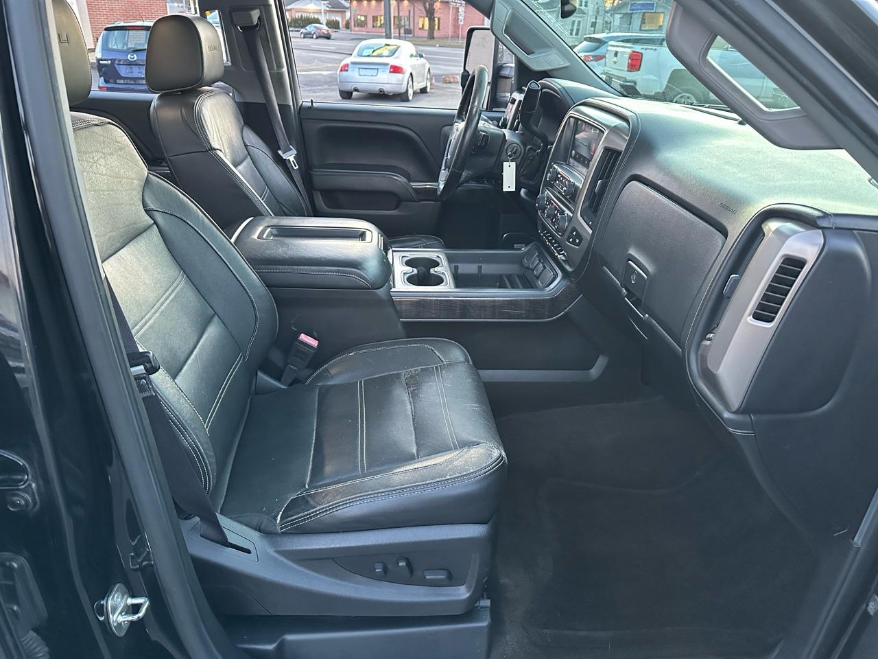 2015 GMC Sierra 2500HD Denali