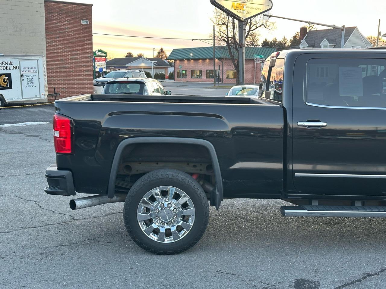 2015 GMC Sierra 2500HD Denali