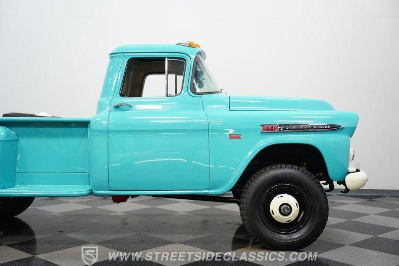 1959 Chevrolet Apache 3800 NAPCO