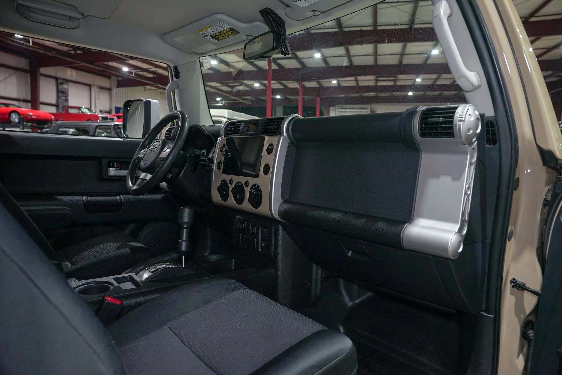 2014 Toyota FJ Cruiser