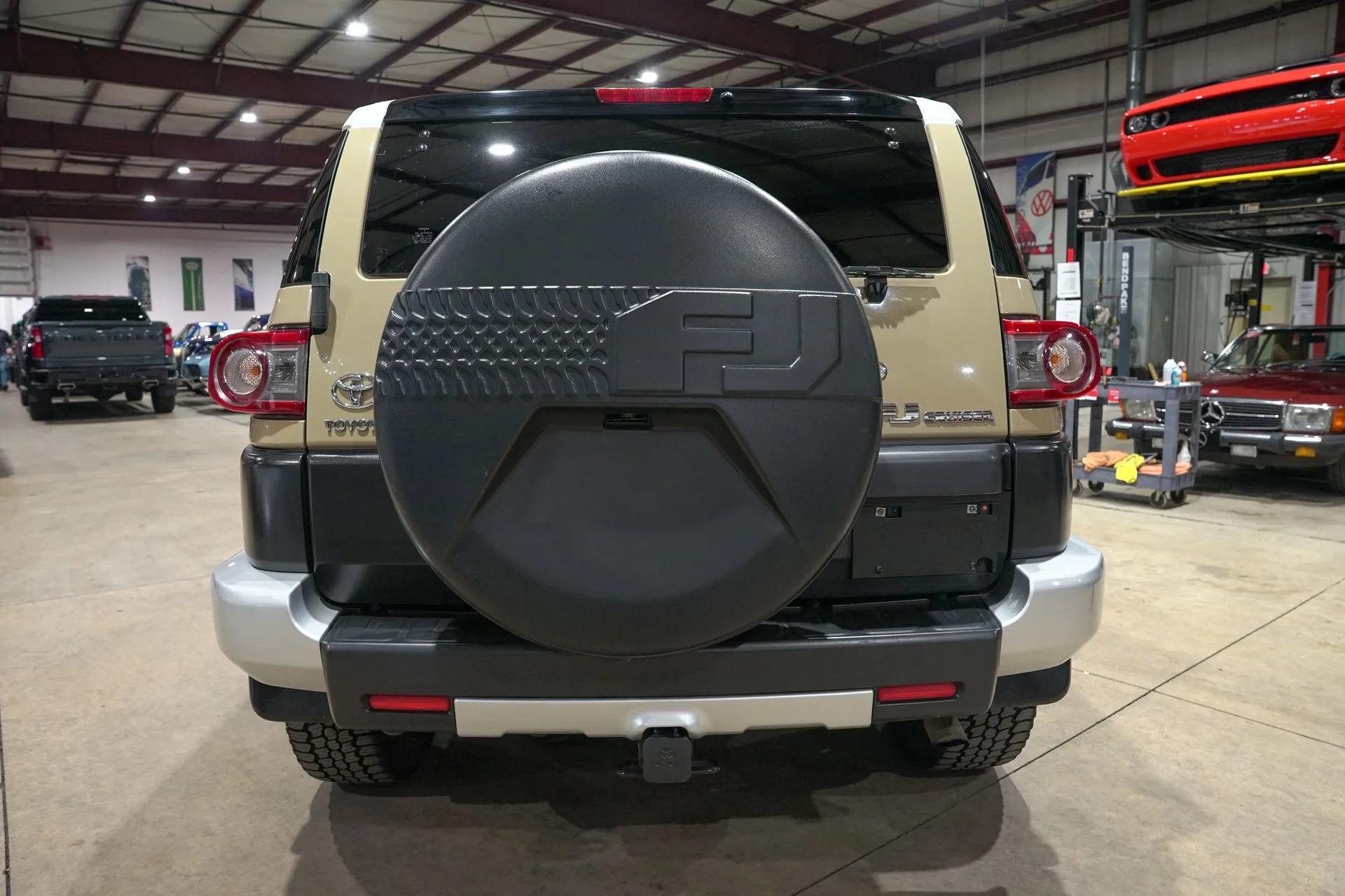 2014 Toyota FJ Cruiser