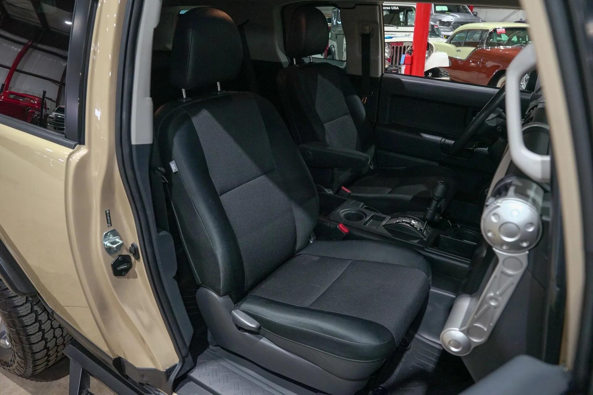 2014 Toyota FJ Cruiser